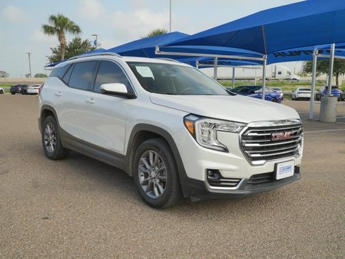 White Frost Tricoat 2024 GMC Terrain SLT