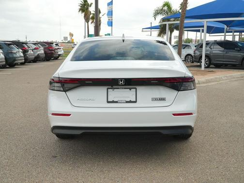 2025 Honda Accord LX 1.5T