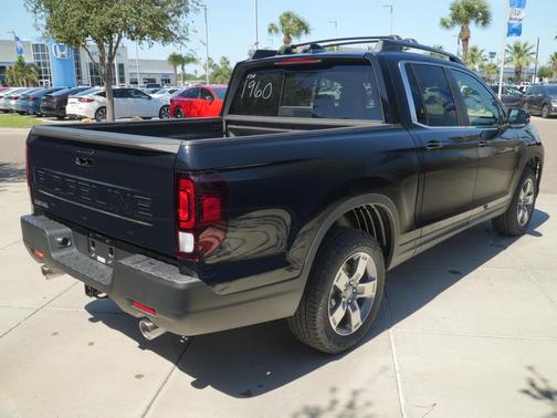 Crystal Black Pearl 2026 Honda Ridgeline RTL