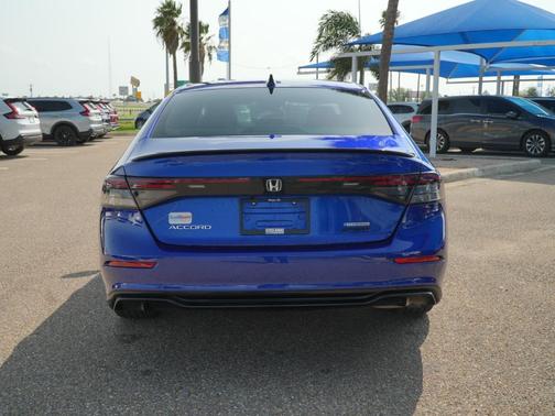 Still Night Pearl 2023 Honda Accord Hybrid Sport-L