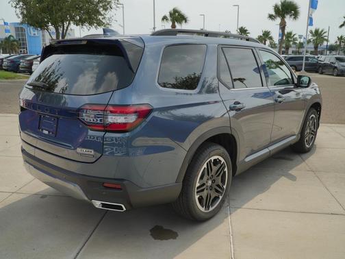 Smoke Blue Pearl 2026 Honda Pilot Touring 8-Passenger