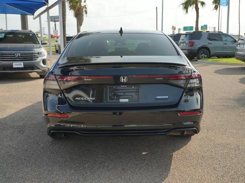 Crystal Black Pearl 2023 Honda Accord Hybrid Sport-L
