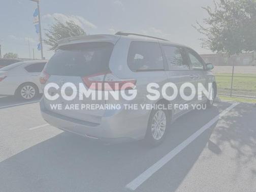 2015 Toyota Sienna XLE