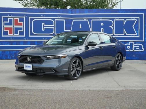 Meteorite Gray Metallic 2026 Honda Accord SE