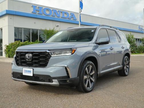 Sonic Gray Pearl 2023 Honda Pilot Touring 8-Passenger