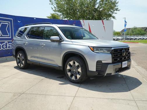 Solar Silver Metallic 2026 Honda Pilot Touring 8-Passenger
