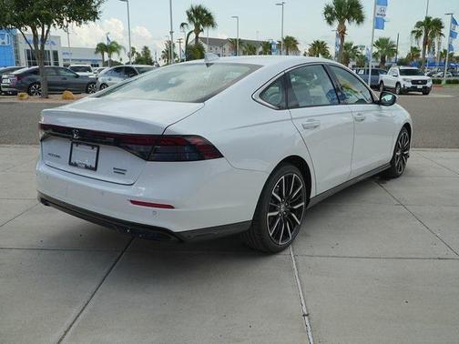 2025 Honda Accord Hybrid Touring