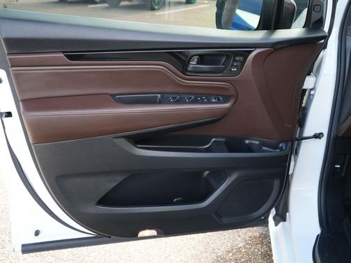 Platinum White Pearl 2025 Honda Odyssey Touring
