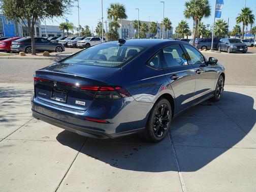 2025 Honda Accord Sport SE 1.5T