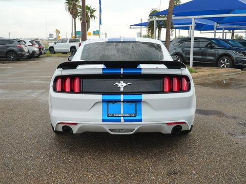 2016 Ford Mustang V6