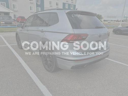 2022 Volkswagen Tiguan 2.0T SE R-Line Black