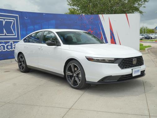 Platinum White Pearl 2026 Honda Accord Hybrid Sport