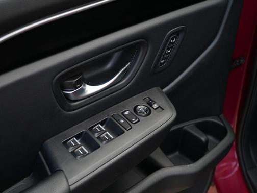 Radiant Red Metallic II 2023 Honda Pilot Touring 8-Passenger