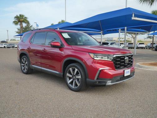 Radiant Red Metallic II 2023 Honda Pilot Touring 8-Passenger