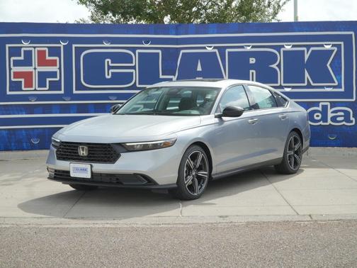 Solar Silver Metallic 2026 Honda Accord SE
