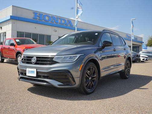 2022 Volkswagen Tiguan 2.0T SE R-Line Black