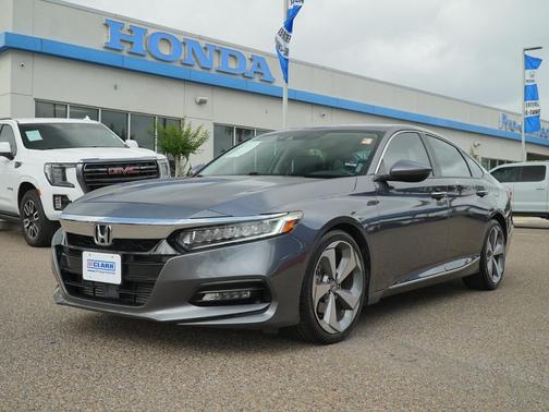 Modern Steel Metallic 2018 Honda Accord Touring