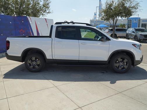 Platinum White Pearl 2026 Honda Ridgeline TrailSport