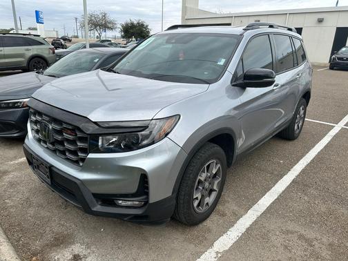 2023 Honda Passport AWD TrailSport