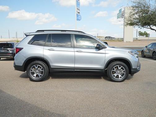 2023 Honda Passport AWD TrailSport