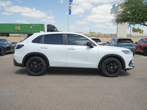 2026 Honda HR-V 2WD Sport