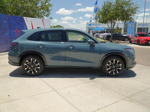Nordic Forest Pearl 2027 Honda HR-V EX-L