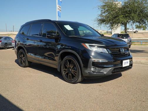 2022 Honda Pilot AWD Black Edition