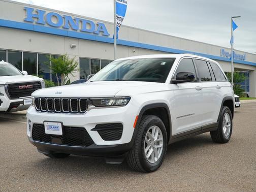 2024 Jeep Grand Cherokee Laredo