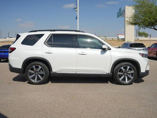 Platinum White Pearl 2025 Honda Pilot Elite