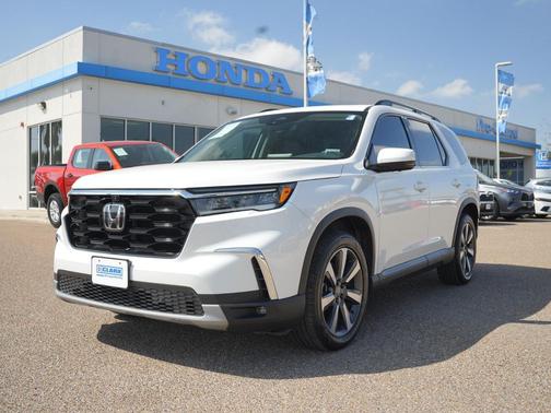 Platinum White Pearl 2025 Honda Pilot Elite