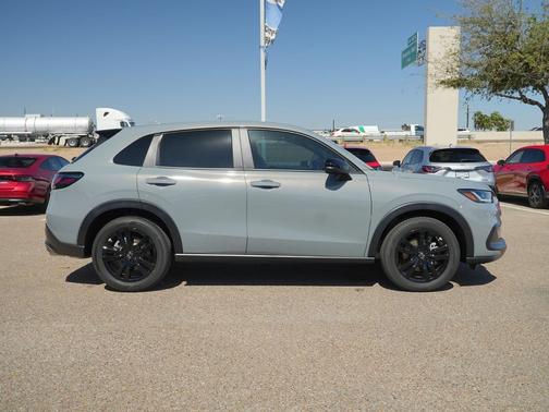 2026 Honda HR-V 2WD Sport