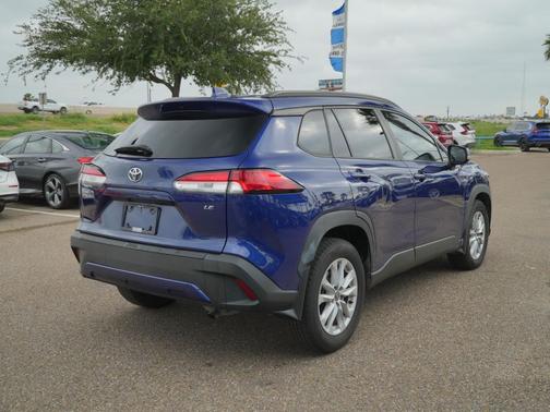 Blue Crush Metallic 2022 Toyota Corolla Cross LE