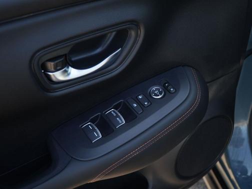 Nordic Forest Pearl 2024 Honda HR-V Sport