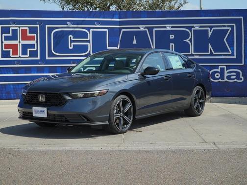 Meteorite Gray Metallic 2026 Honda Accord SE