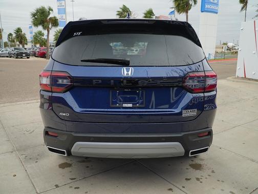 2025 Honda Pilot Touring 8-Passenger