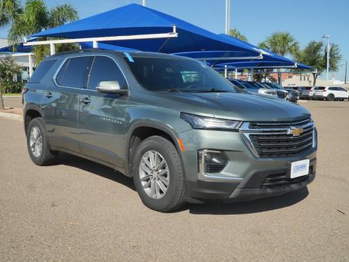 Silver Sage Metallic 2023 Chevrolet Traverse LT Cloth