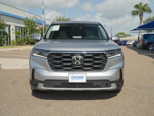 Lunar Silver Metallic 2025 Honda Pilot EX-L