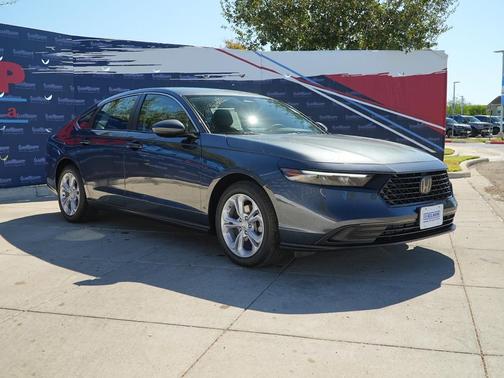 2025 Honda Accord LX 1.5T