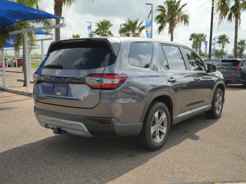 Modern Steel Metallic 2025 Honda Pilot EX-L