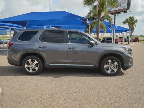 Modern Steel Metallic 2025 Honda Pilot EX-L