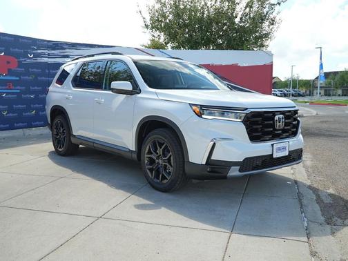 2025 Honda Pilot Touring 8-Passenger