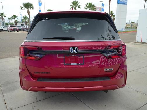 Radiant Red Metallic II 2026 Honda Odyssey Sport-L