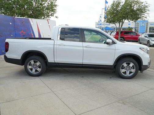 Platinum White Pearl 2026 Honda Ridgeline RTL