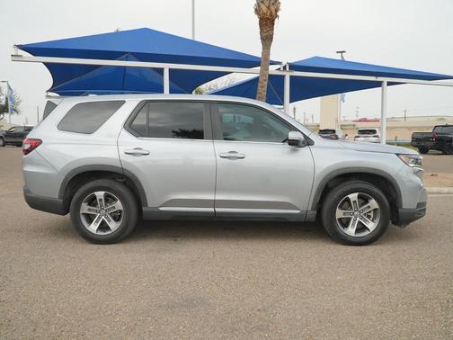 2023 Honda Pilot 2WD EX-L 8 Passenger