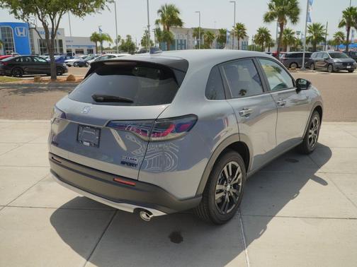 Urban Gray Pearl 2027 Honda HR-V Sport 2WD