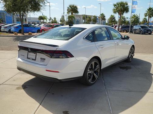 2025 Honda Accord Hybrid Sport