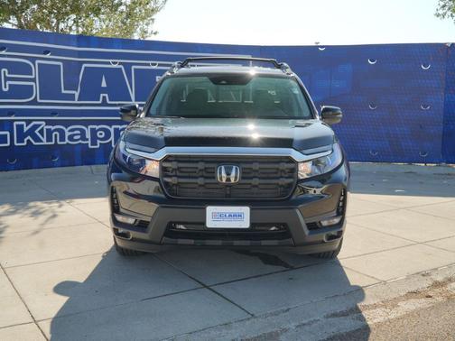 Crystal Black Pearl 2026 Honda Ridgeline RTL