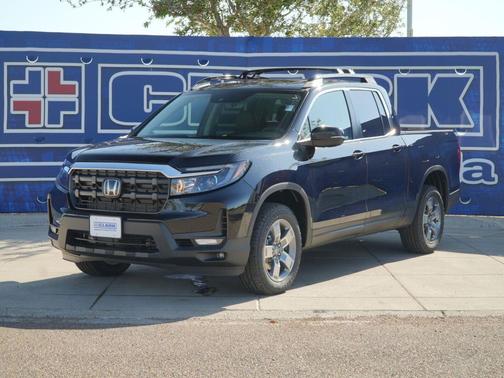 Crystal Black Pearl 2026 Honda Ridgeline RTL
