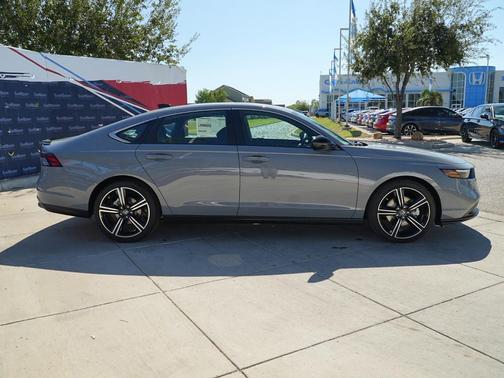 2025 Honda Accord Hybrid Base