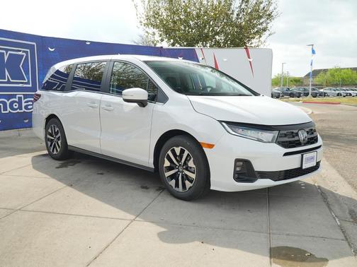 Platinum White Pearl 2026 Honda Odyssey EX-L